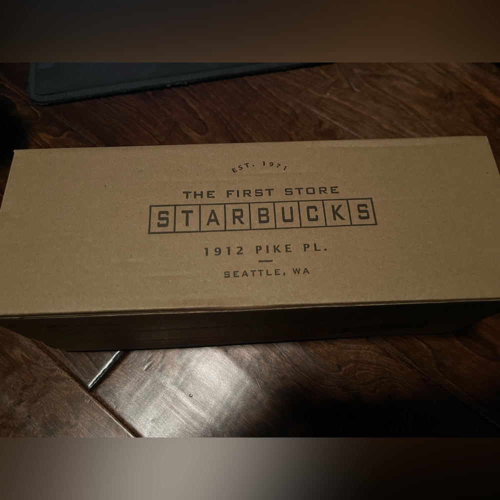 The FIRST original Starbucks Seattle Washington Pike Place Market amber siren